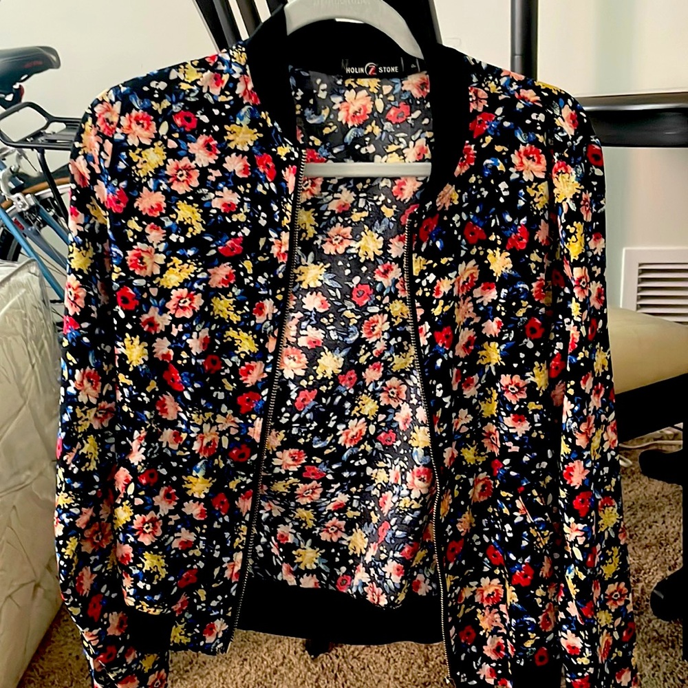 Fun flower zip up jacket 💐